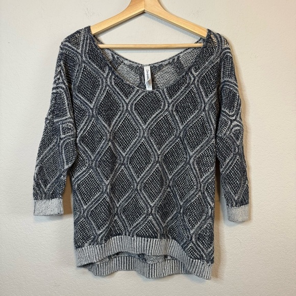 Aeropostale Navy Blue White Open Knit Sweater 3/4 Sleeve Scoop Neck Size Medium - Picture 1 of 9